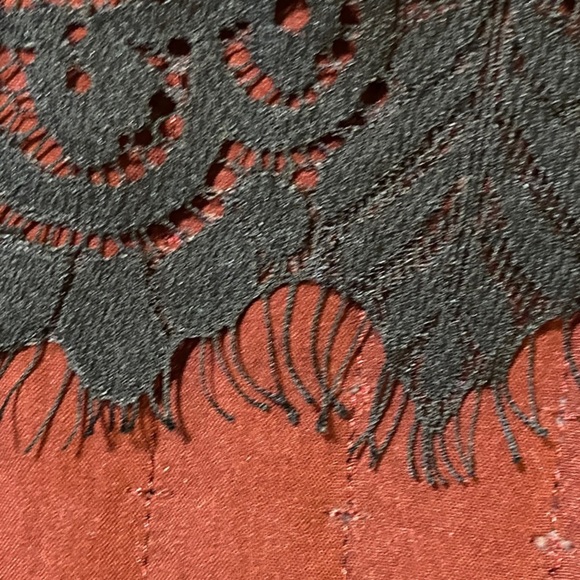 Francesca’s Black Lace Dress with Cutouts at Shoulders/Waist/Hem Large - Picture 8 of 11